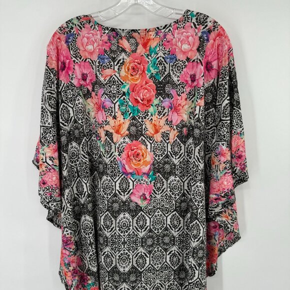 Tolani Collection Floral Print Tunic Top Size Medium Modal Boho Womens Blouse - Picture 9 of 10